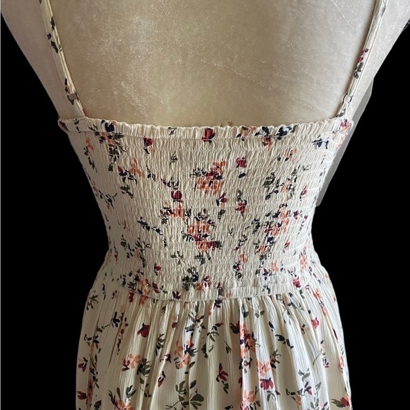 ABERCROMBIE & FITCH-SUNDRESS-SIZE SMALL - Picture 9 of 13